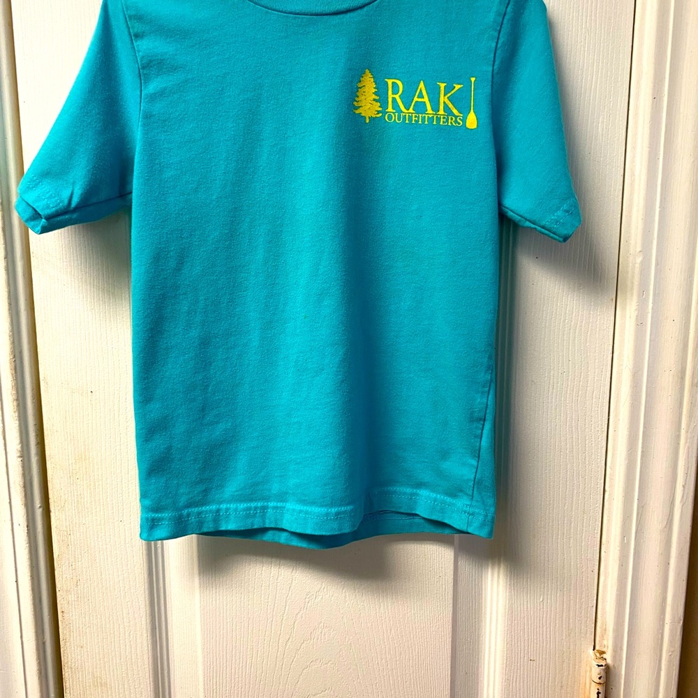 Boys arak tee. XS 4-5